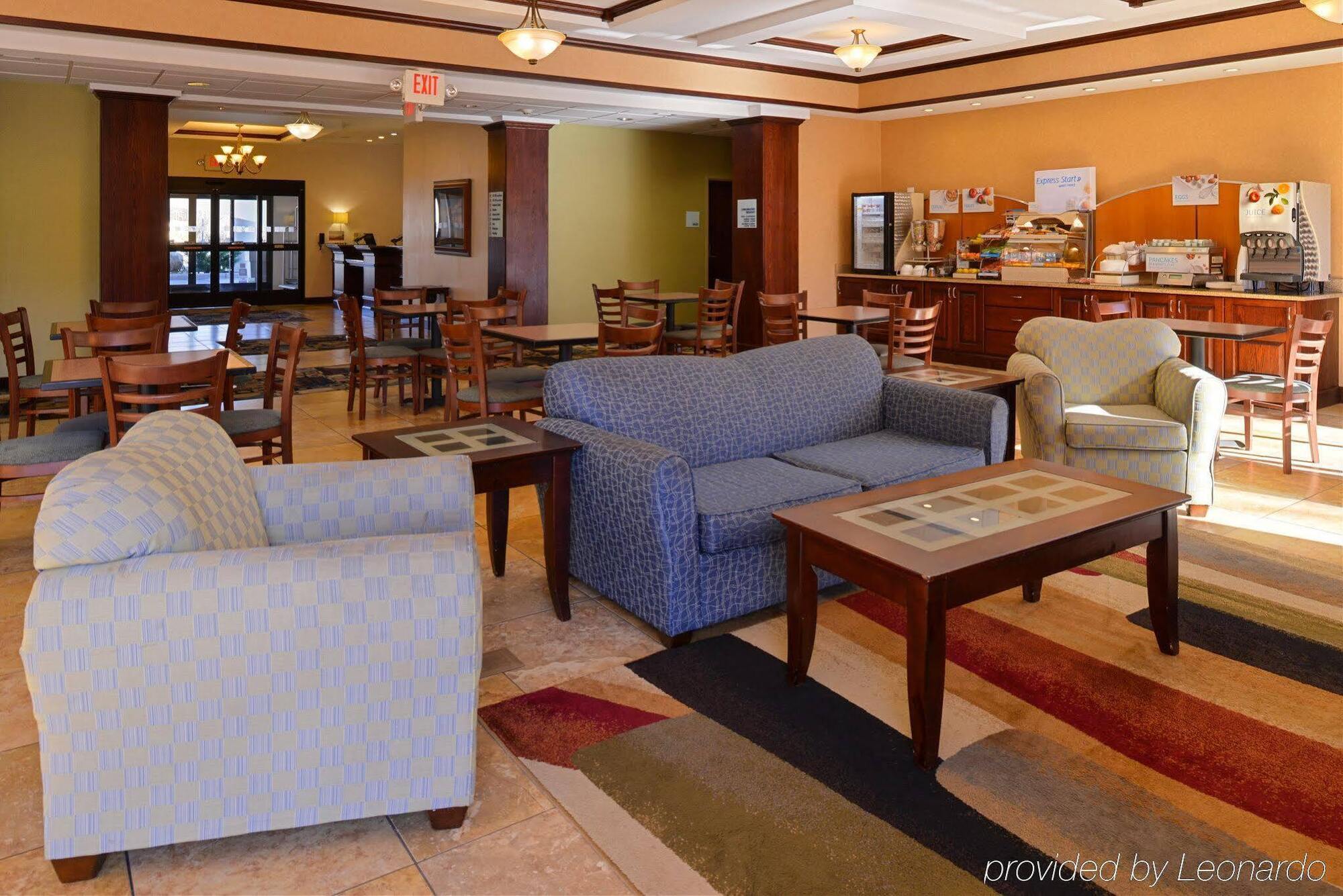 Express & - Poconos By Ihg Hotel